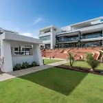 Apartment Spacious Garden With Balcony By Caseo Estepona