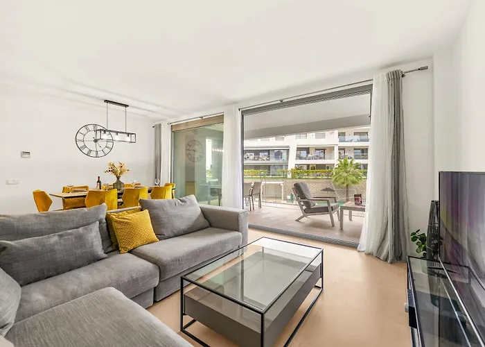 Spacious Garden With Balcony By Caseo Apartamento *