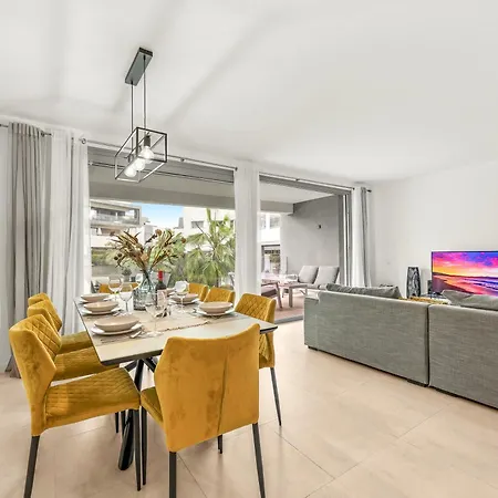 Apartman Spacious Garden With Balcony By Caseo Estepona