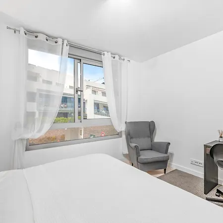 Appartement Spacious Garden With Balcony By Caseo
