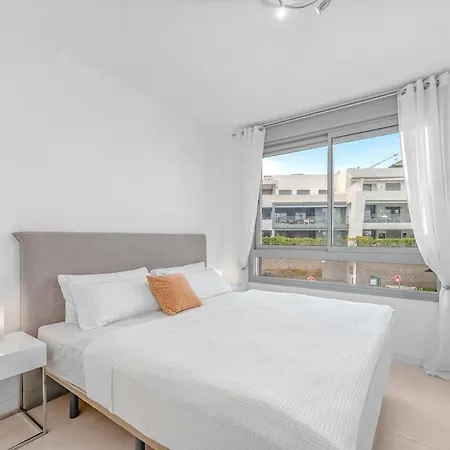Spacious Garden With Balcony By Caseo Lejlighed Estepona