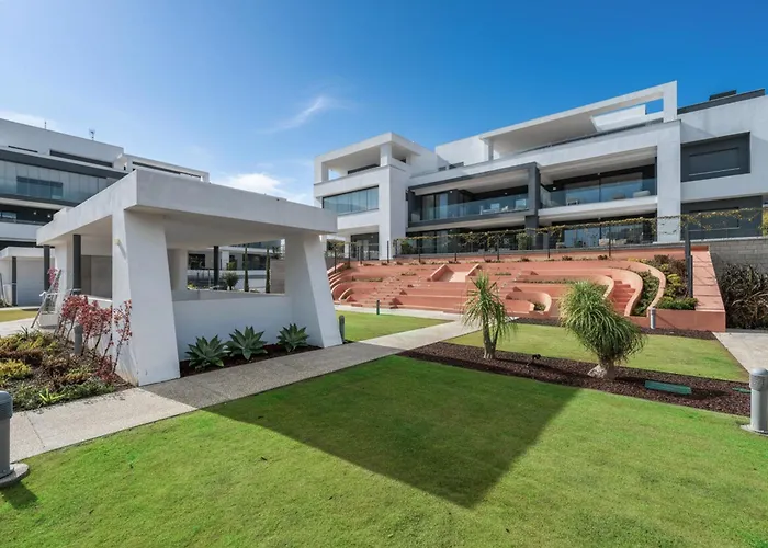 Apartment Spacious Garden With Balcony By Caseo Estepona