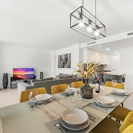 דירה Spacious Garden With Balcony By Caseo אסטפונה